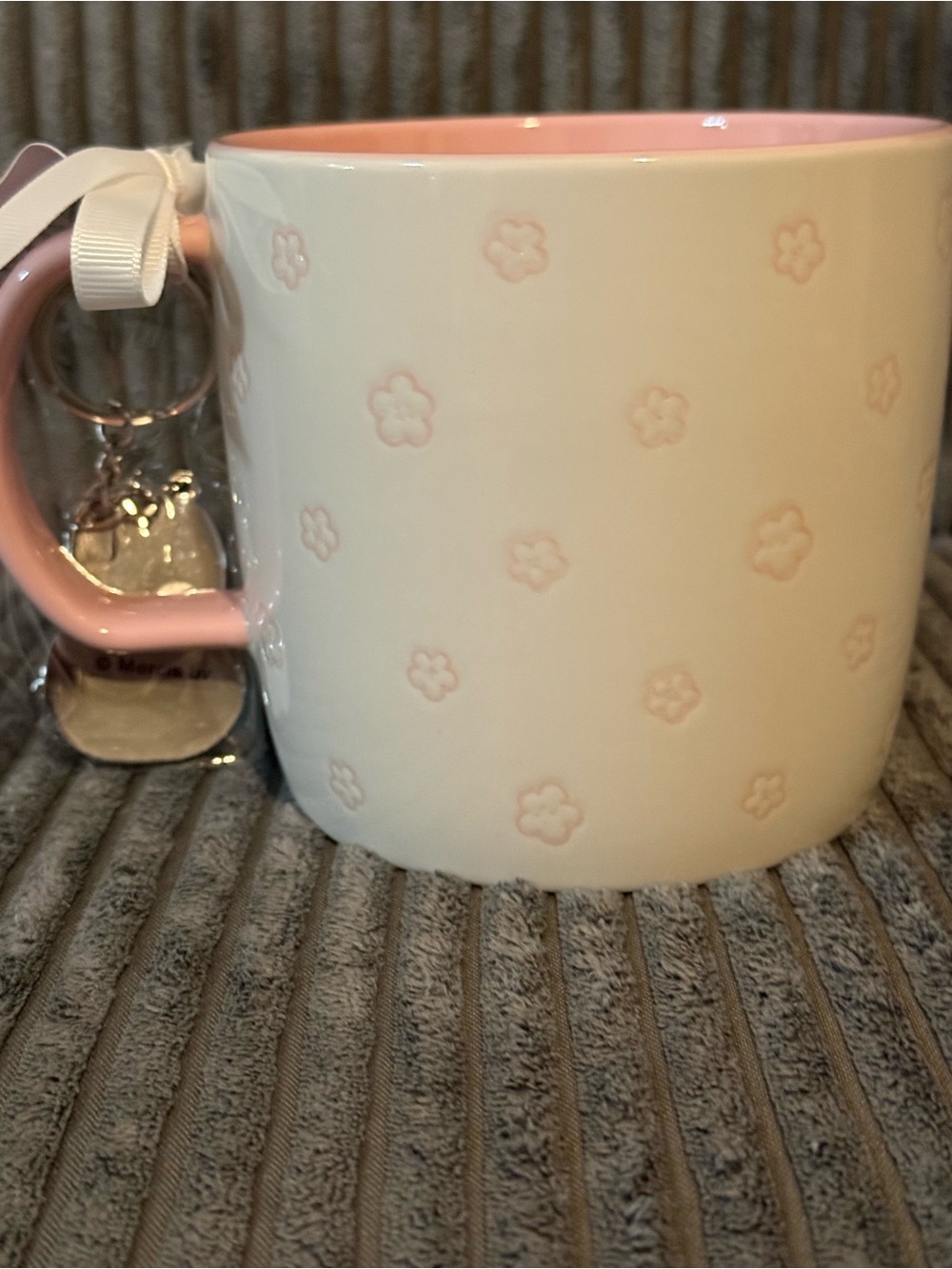 Miffy white Ceramic Mug With pink floral Pattern & int with Bunny Keychain - Picture 2 of 8